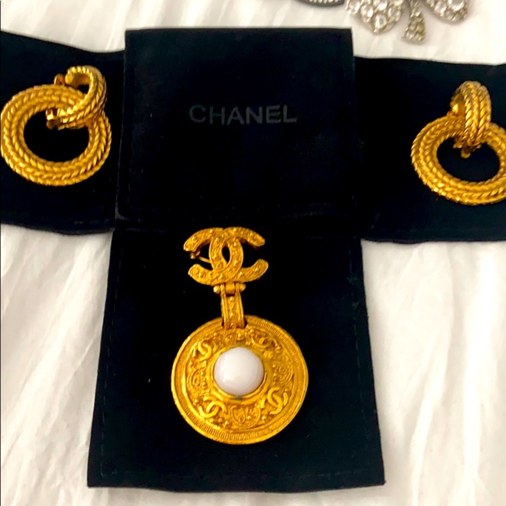 Vintage Chanel Brooch and match Chanel Earings